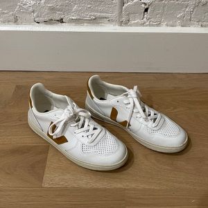 Camel Veja Women’s Sneakers